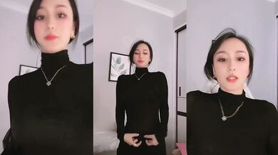 【极品稀缺魔手外购】最新《疯狂抖音》外篇《抖音擦边9》颜值美女各显神通 闪现走光刷边热舞 露毛露屁凸点诱惑4 (1)